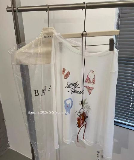 26 여름 새로운 루즈핏 캐주얼 재미있는 비키니 프린트 비스듬한 어깨 긴팔 티셔츠 자외선 차단 블라우스 여성 경기 펜던트