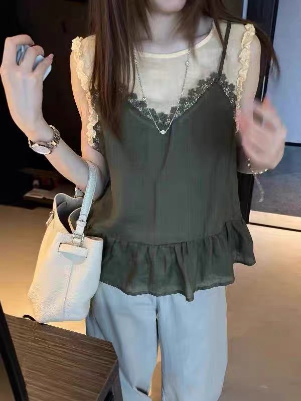 유럽 역 2026 여름 새로운 유럽 상품 패치워크 프릴 캐미솔 페이크 레이어드 인형 섹션 조끼 작은 셔츠 여성