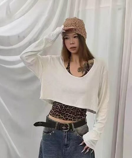 2026 이른 가을 새로운 오프숄더 인사이드 가져 가라. 레오파드 무늬 투피스 조끼 루즈핏 슬림해 보이는 다용도 섹시함 맨위 여성