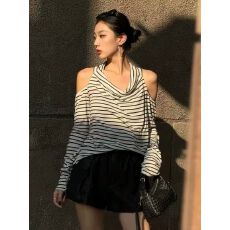 批发韩系挂脖领露肩条纹长袖T恤女2026早秋设计感时尚通勤气质上衣<b class='q'>潮</b>