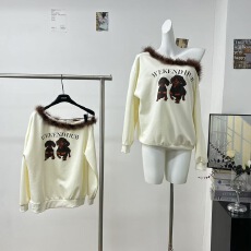 人棉空气层美式复古印花毛圈领斜肩卫衣女新款小众不撞款上衣