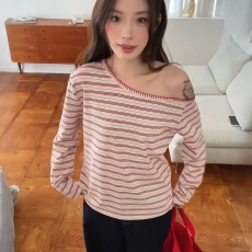 批发原版色织条条纹斜肩长袖T恤女气质<b class='q'>休闲</b>显瘦露肩明线装饰百搭上衣