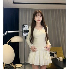 批发慕斯羊绒纯欲蕾丝花边v领长袖打底衫女秋冬修身显瘦别致T恤上衣