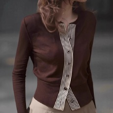 批发有氧羊毛绒设计感小众撞色拼接纽扣气质长袖T恤女秋季