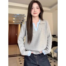 高级感假两件撞色拼接条纹针织衫女装早秋季新款显瘦V领长袖上衣