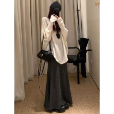 批发黑色鱼尾裙<b class='q'>半身裙</b>女秋冬2024新款高腰显瘦a字裙中长款针织<b class='q'>包臀</b>裙