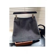 批发灰色毛呢<b class='q'>半身裙</b>女2025秋冬季外穿打底小个子a字<b class='q'>包臀</b>短裙修身显瘦