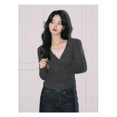 批发蕾丝拼接<b class='q'>假两件</b>高智感格雷系弹力<b class='q'>针织衫</b>打底衫2025年春季新款