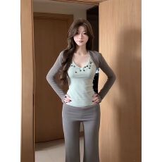 批发人棉260克减龄<b class='q'>亮片</b><b class='q'>吊带</b><b class='q'>背心</b>女春季新款修身显瘦外搭上衣两件套