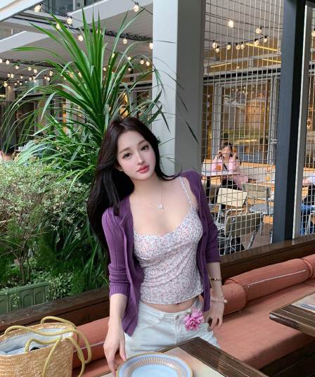 부드러운 달콤함 몸매 가꾸기 꽃무늬 캐미솔 봄 여름 다용도 캐주얼 긴팔 오픈 가디건 슬림해 보이는 패션 맨위