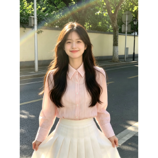 批发粉色条纹收腰polo翻领<b class='q'>长袖</b>衬衫女秋季设计感小众修身百搭韩系上衣