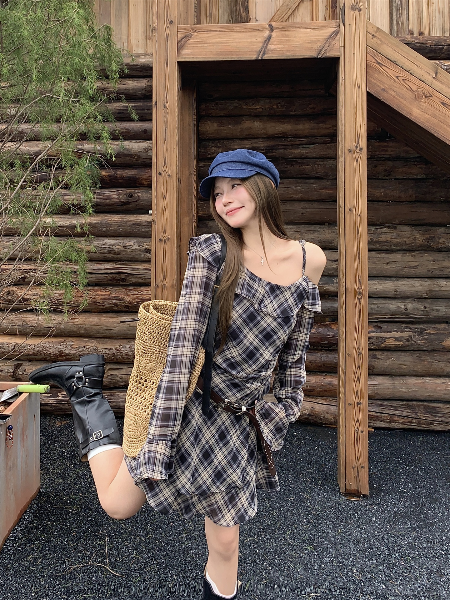 MY12876# 回家~法式复古荷叶边吊带格子不规则收腰连衣裙女裝貨源服裝批發