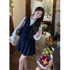 批发实拍实价~小个子设计感立领蕾丝衬衣+<b class='q'>小香</b>风针织背心短裙<b class='q'>套装</b>