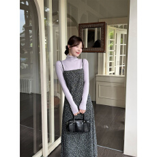 批发实拍实价~纯欲甜辣高领正肩长袖上衣+吊带小碎花连衣裙两件<b class='q'>套装</b>