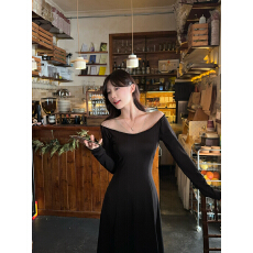 批发实拍实价～纯欲甜辣修身U领内搭长袖针织<b class='q'>连衣裙</b>