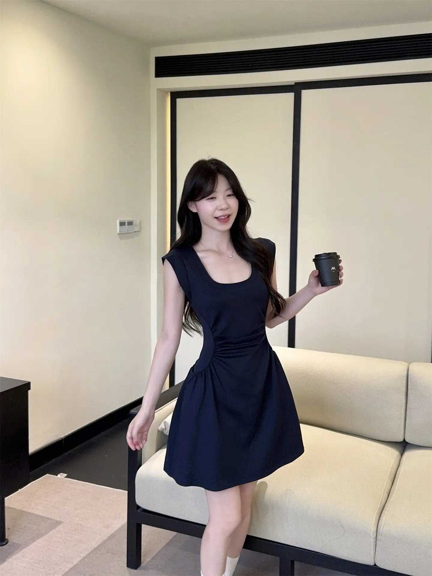 파리 스타일 헤븐 핏 라운드 넥 쇼트 스커트 상세 이미지 3