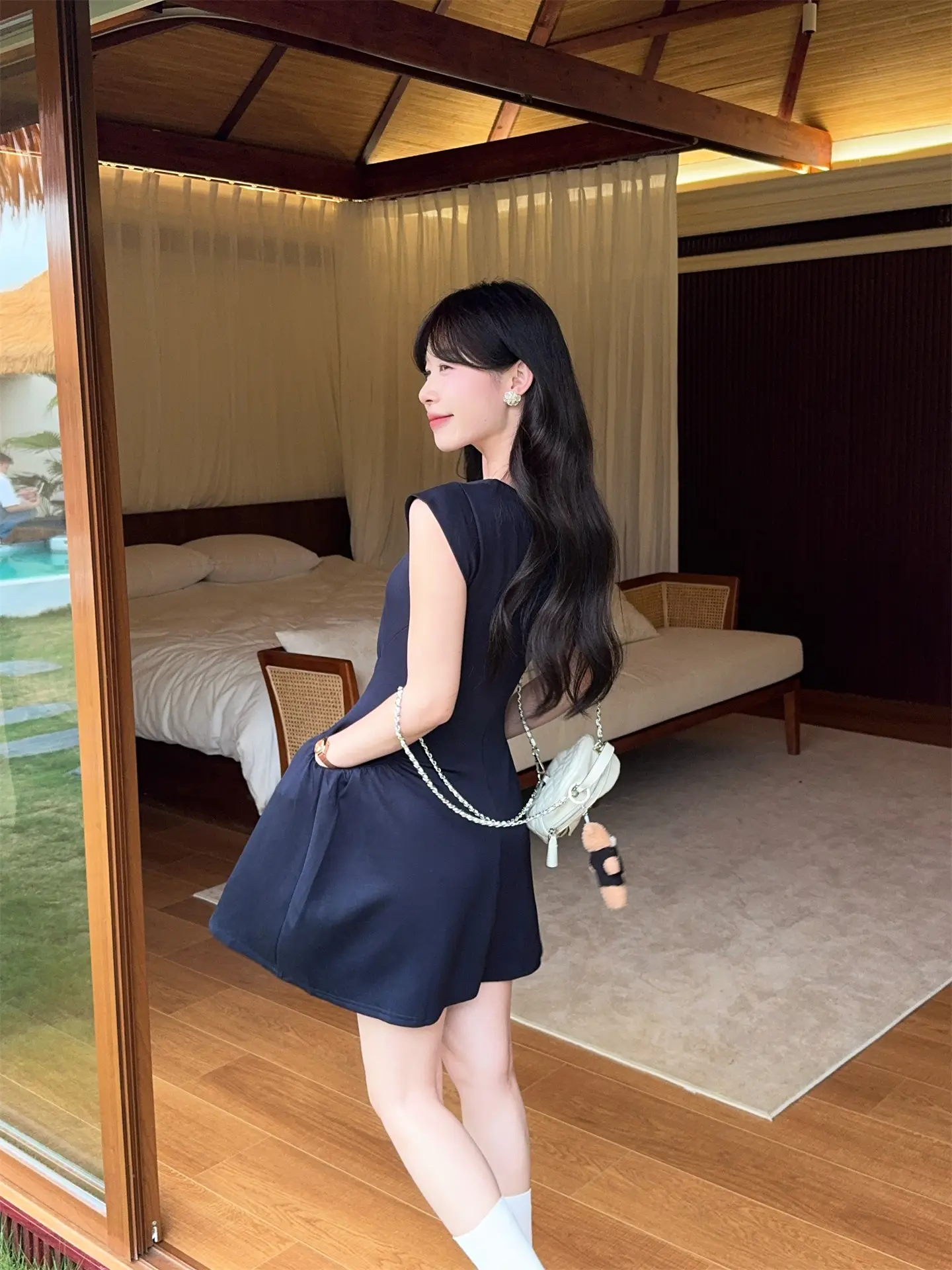 파리 스타일 헤븐 핏 라운드 넥 쇼트 스커트 상세 이미지 11
