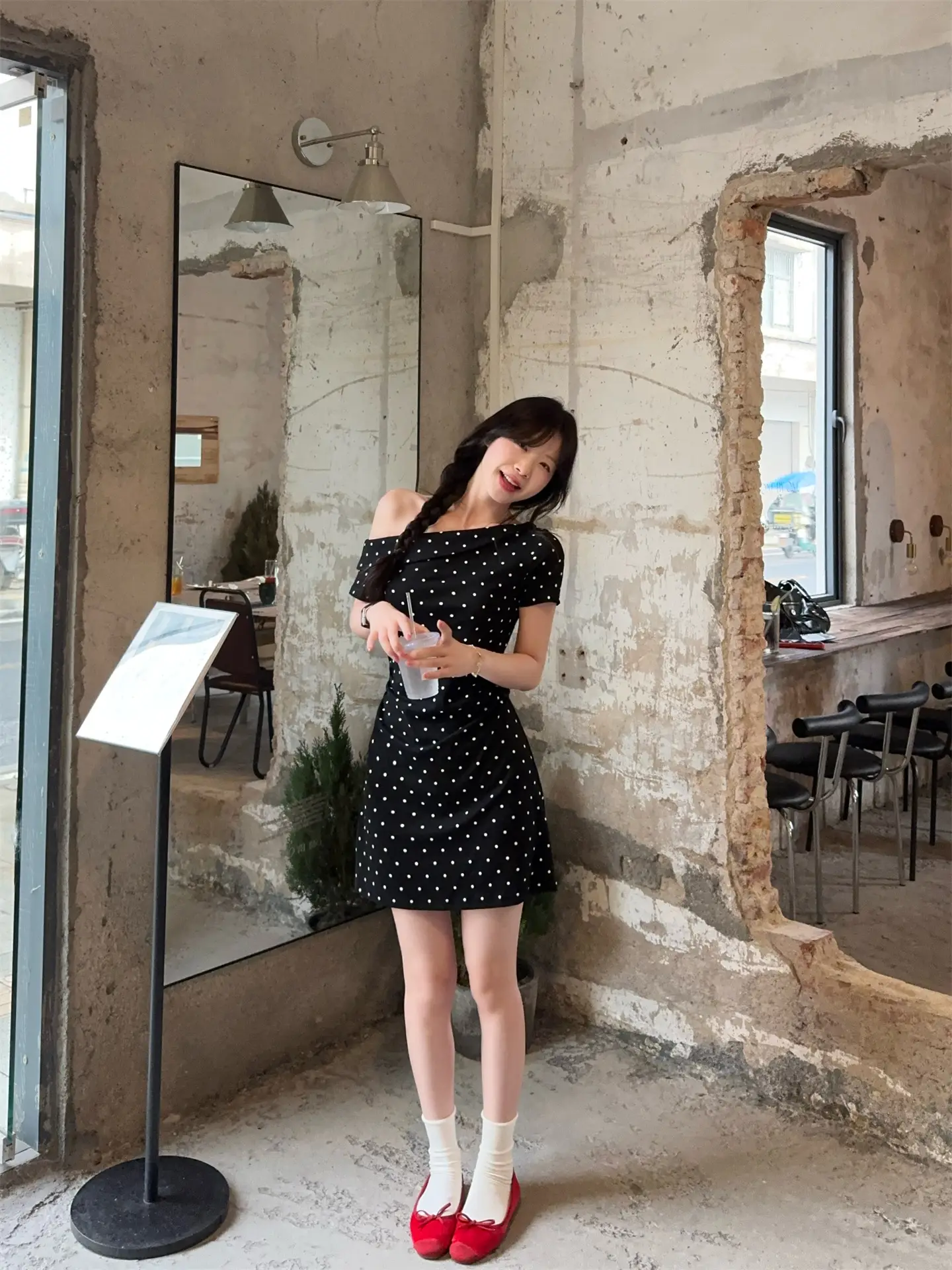 슬림핏 블랙 패턴 A라인 원피스 상세 이미지 12