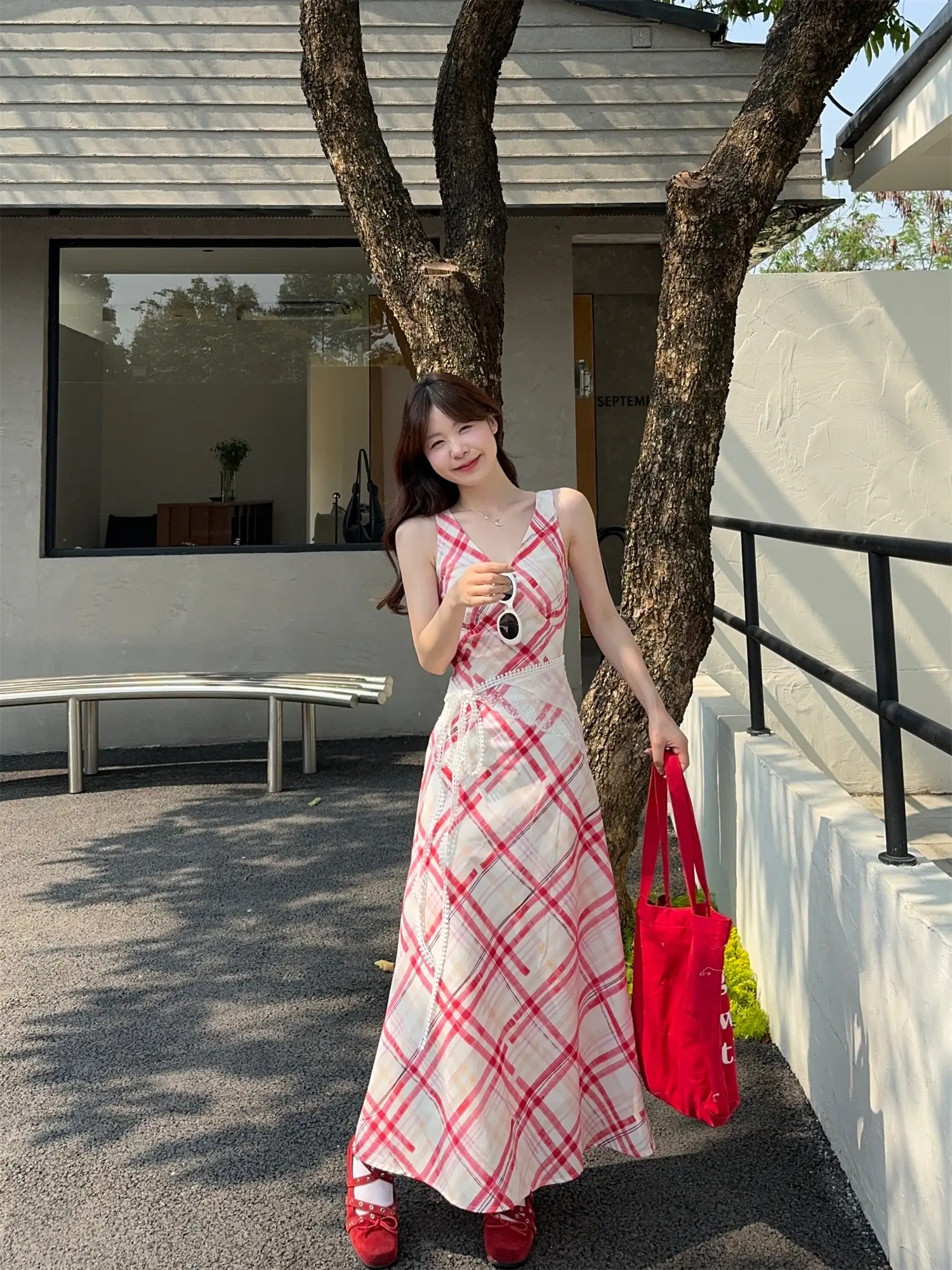 플라워 패턴 무릎 아래 루즈핏 원피스 상세 이미지 5