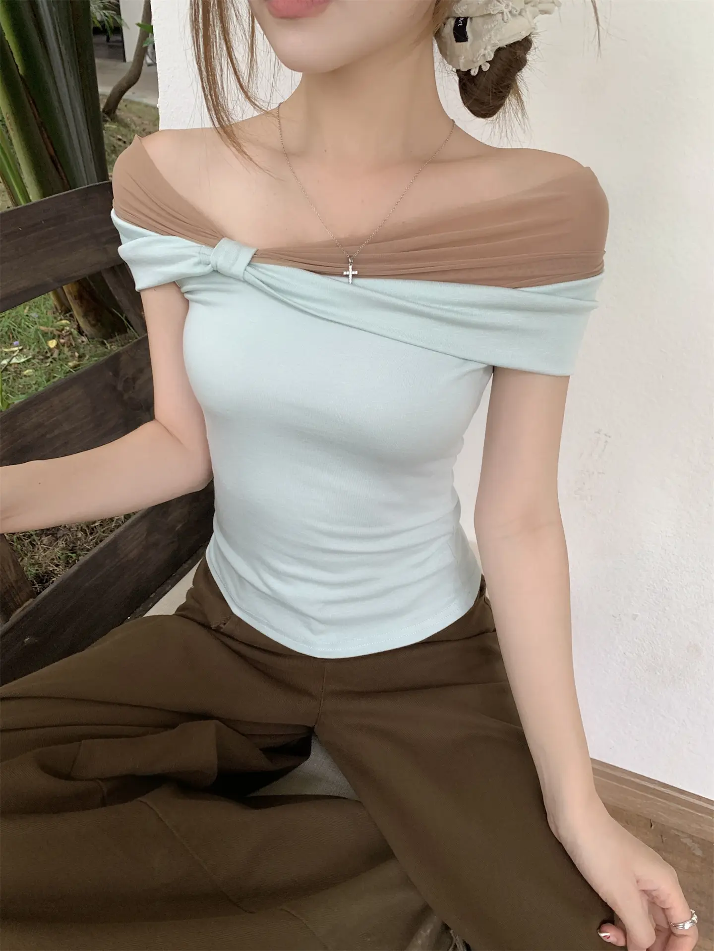 단추 디자인 티셔츠 상세 이미지 2