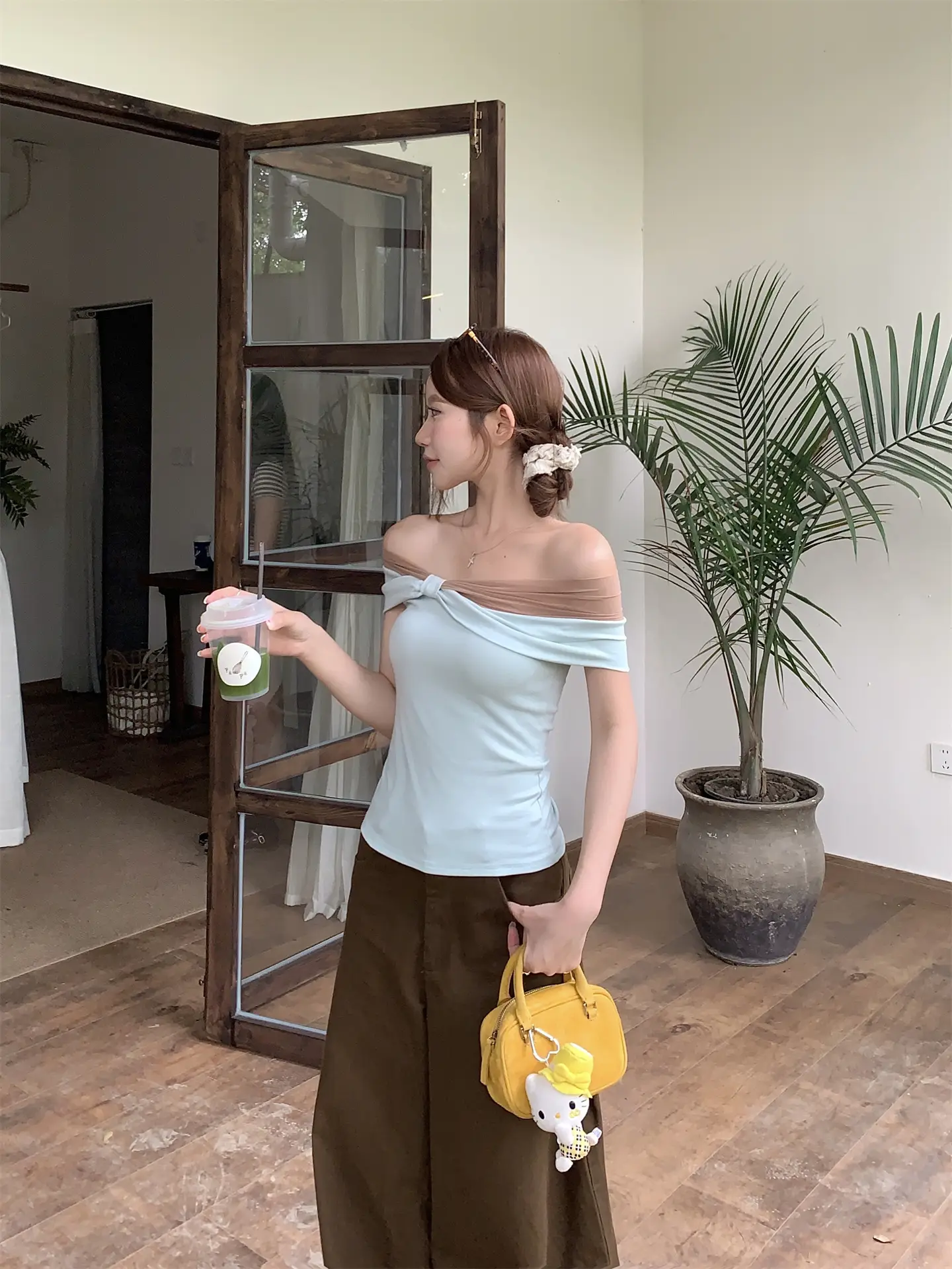 단추 디자인 티셔츠 상세 이미지 10