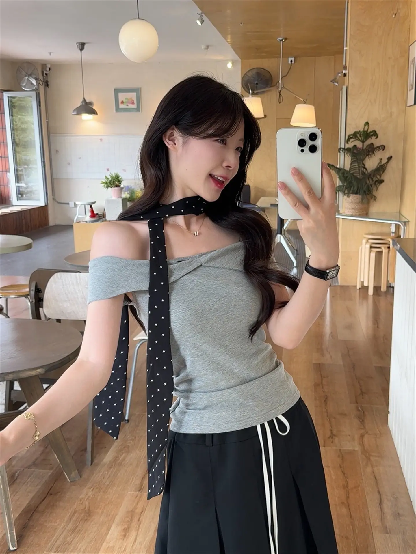회색 파스텔 패턴 단추 티셔츠 상세 이미지 2