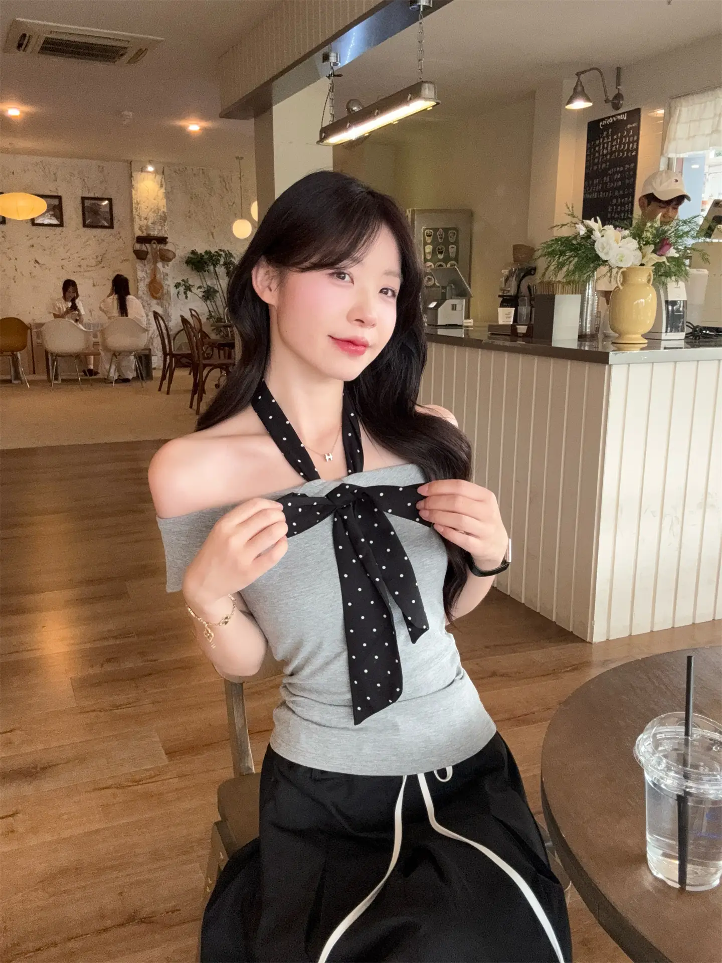 회색 파스텔 패턴 단추 티셔츠 상세 이미지 10