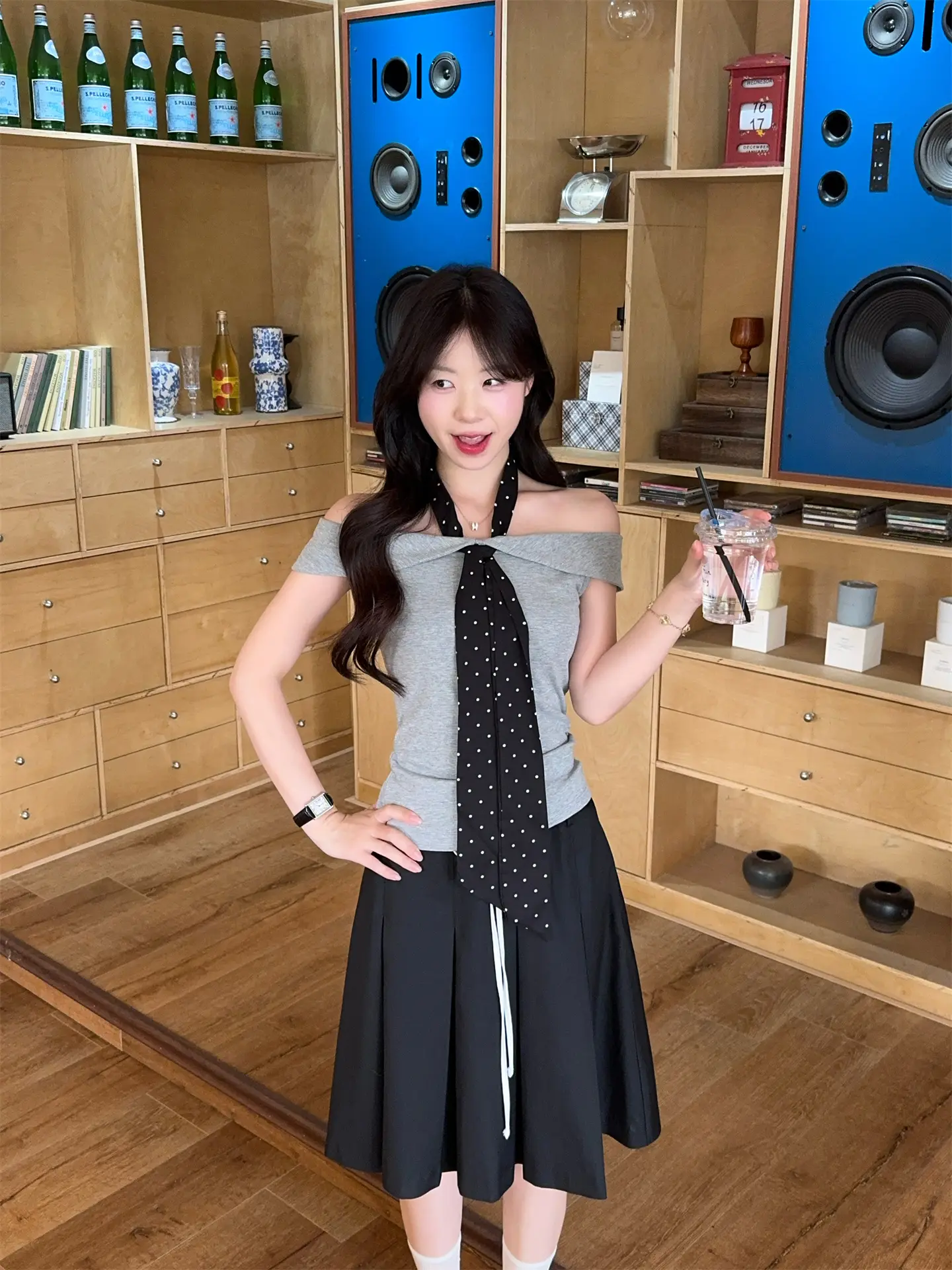 회색 파스텔 패턴 단추 티셔츠 상세 이미지 14