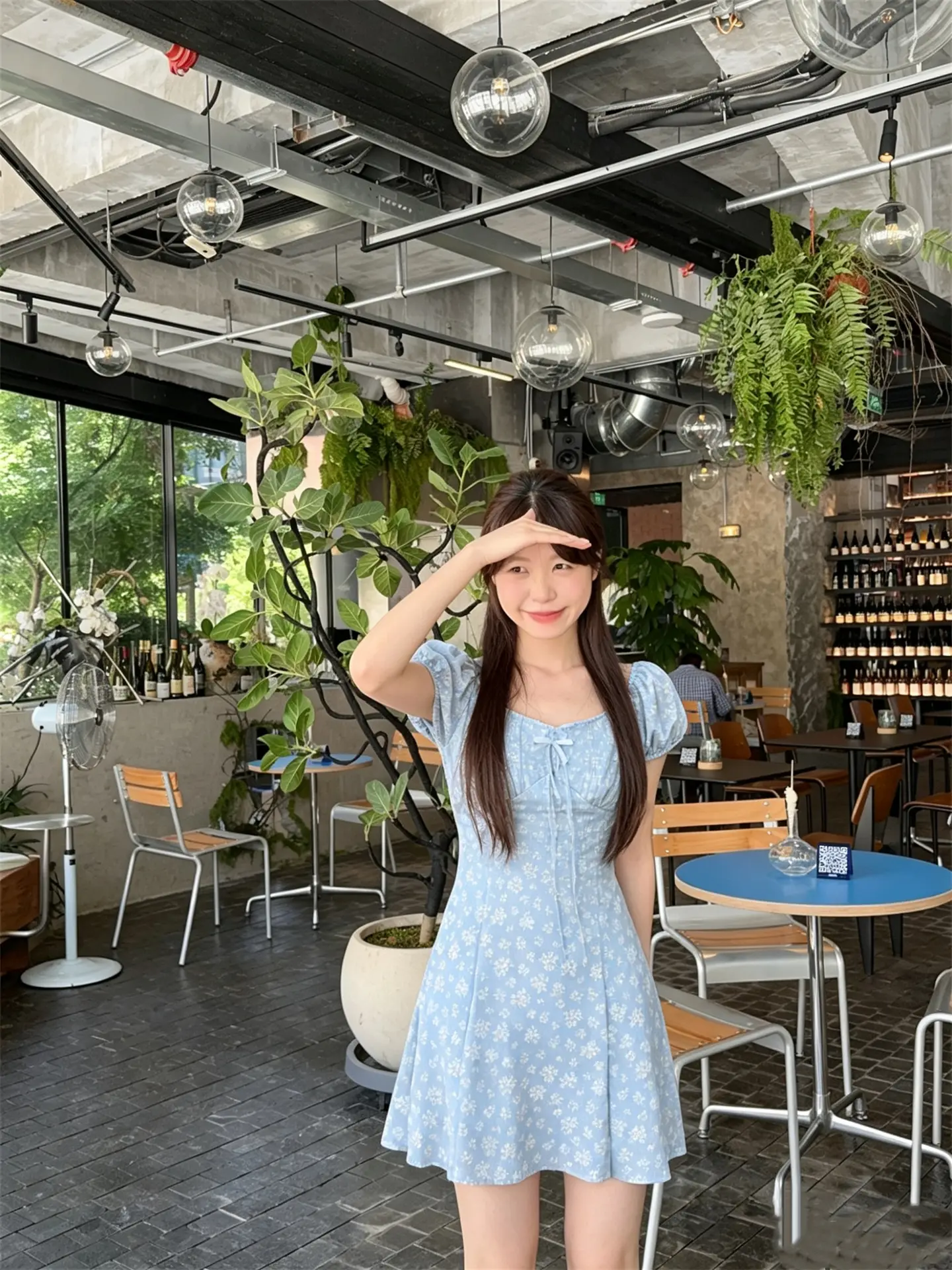 블루 소재의 V넥 풍성한 소매 원피스 상세 이미지 6