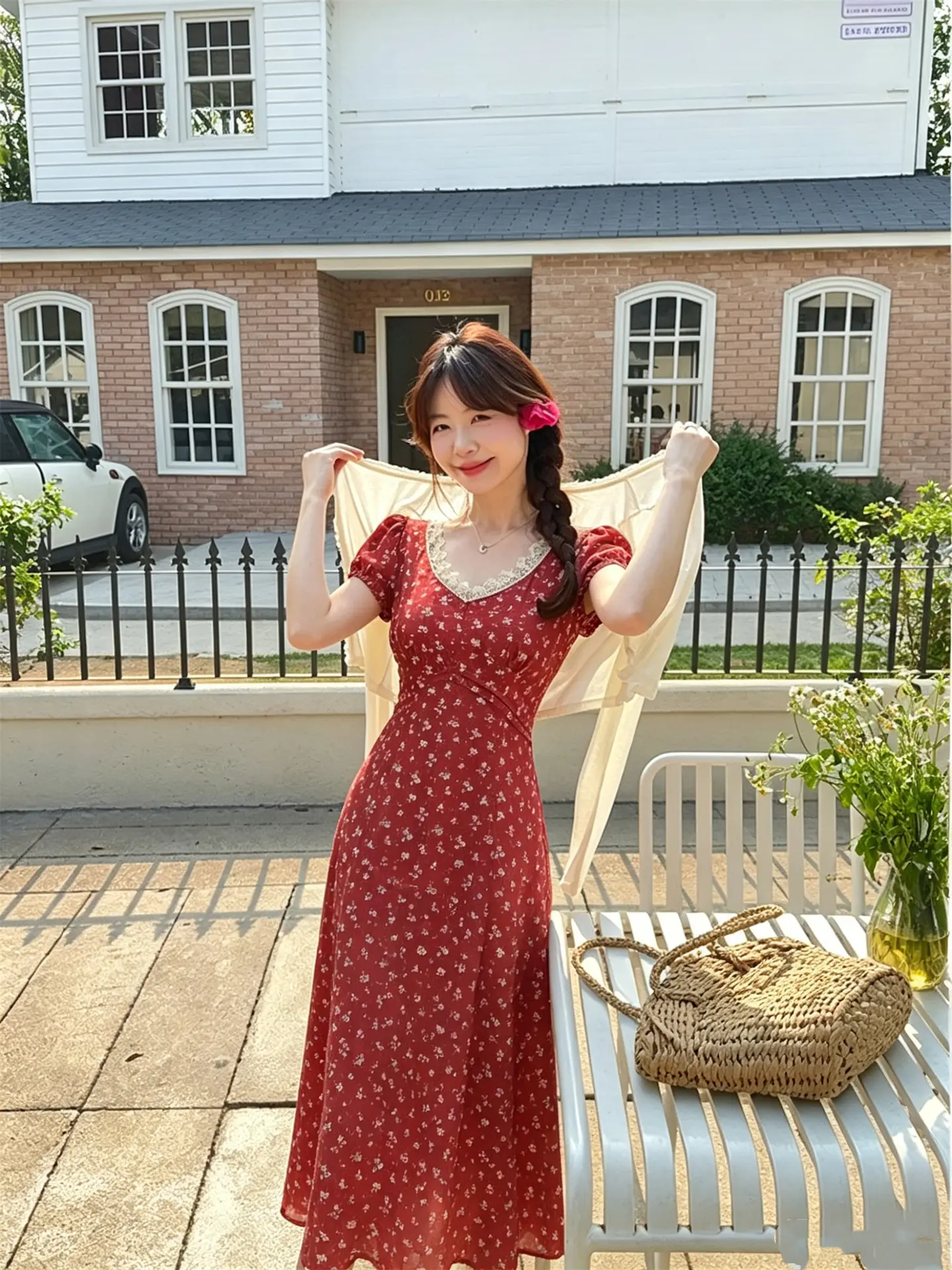 프렌치 스타일 레이스 V넥 원피스 상세 이미지 5