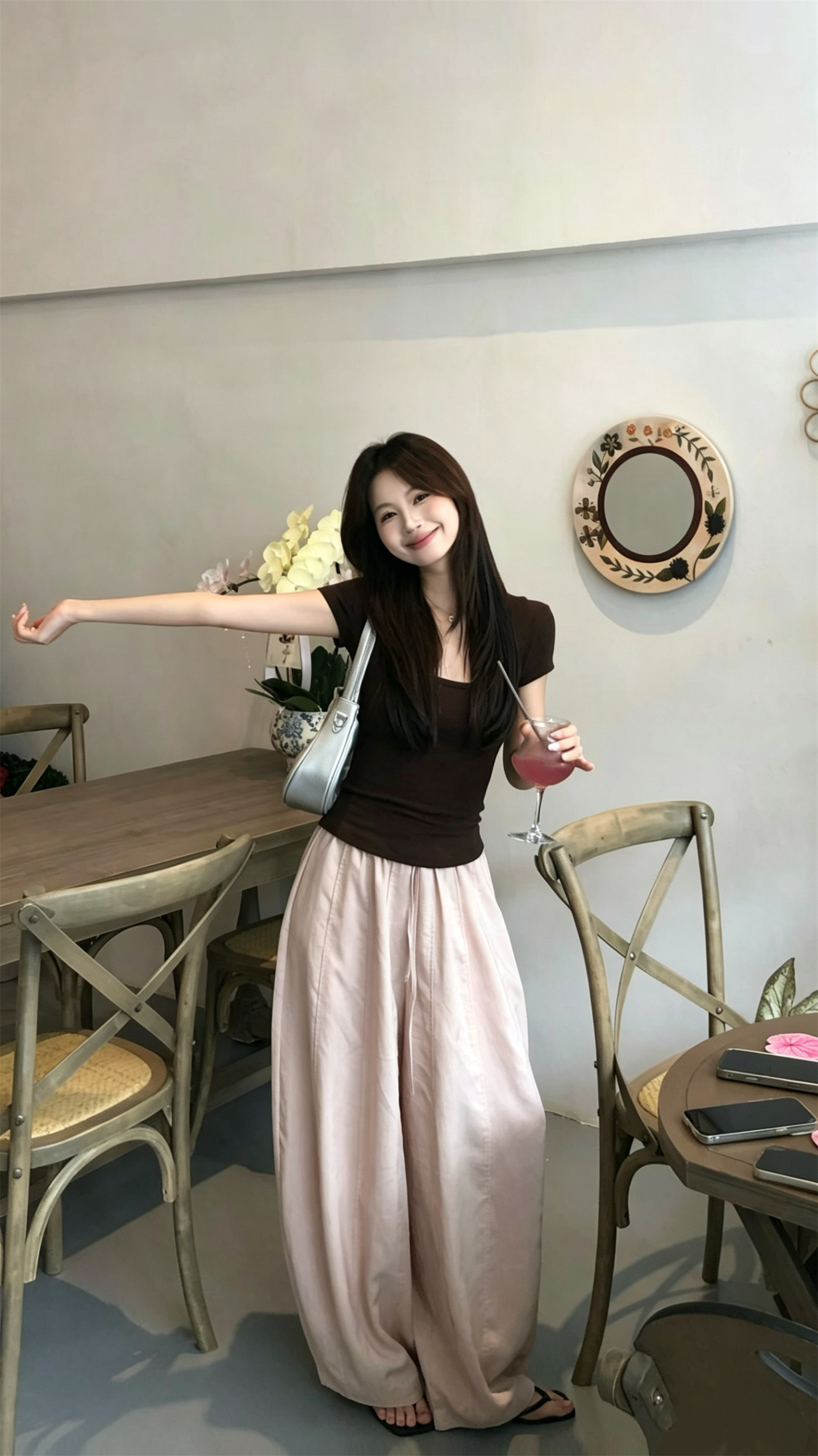 실사 정가 순수한 욕망 모래 시계 종류 긍정적 인 어깨 u 칼라 타이트 반팔 맨위 종이 사람들 도루 센스 루즈핏 와이드 레그 팬츠