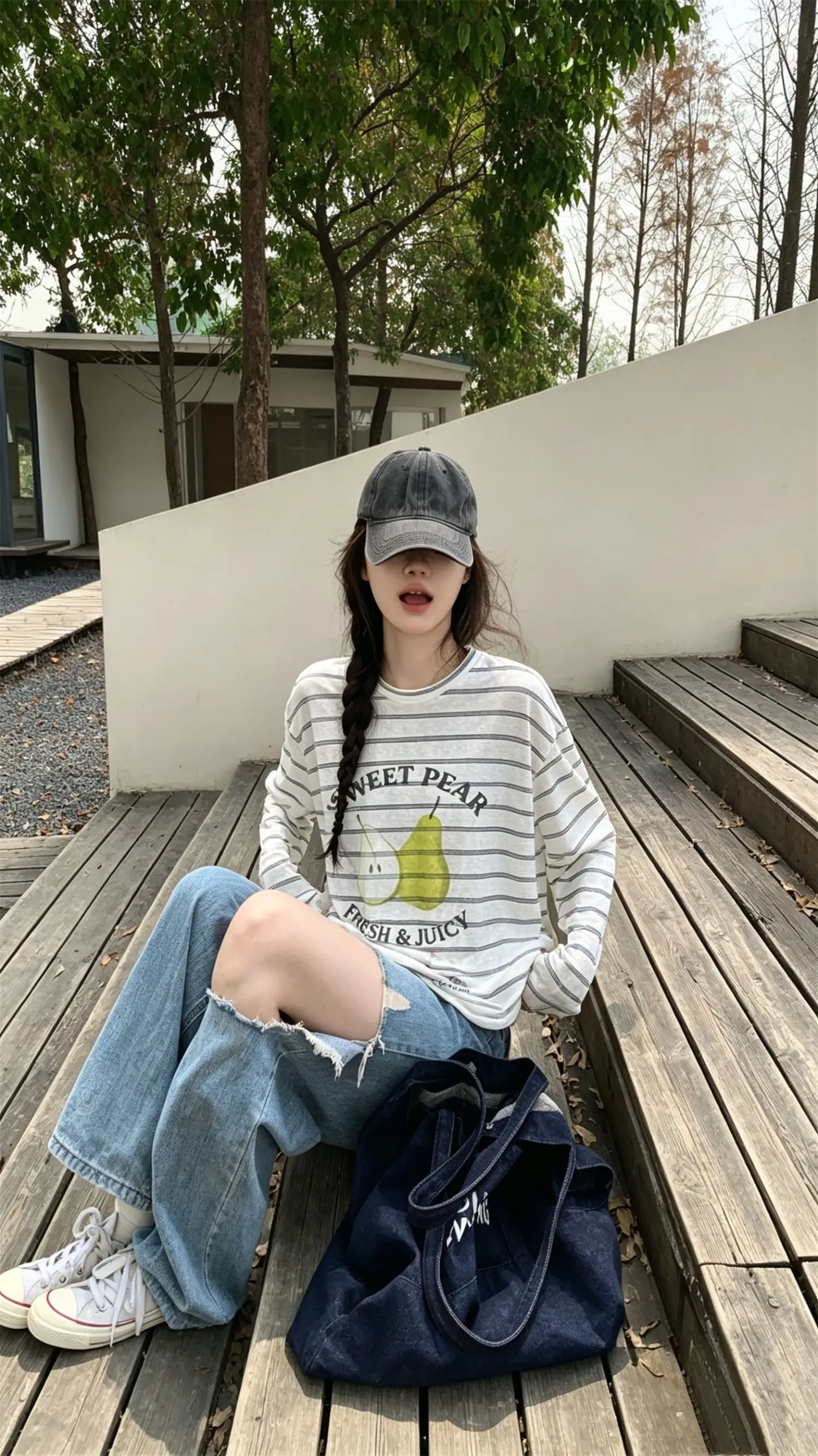 심플한 티셔츠 블랙 화이트 상세 이미지 1