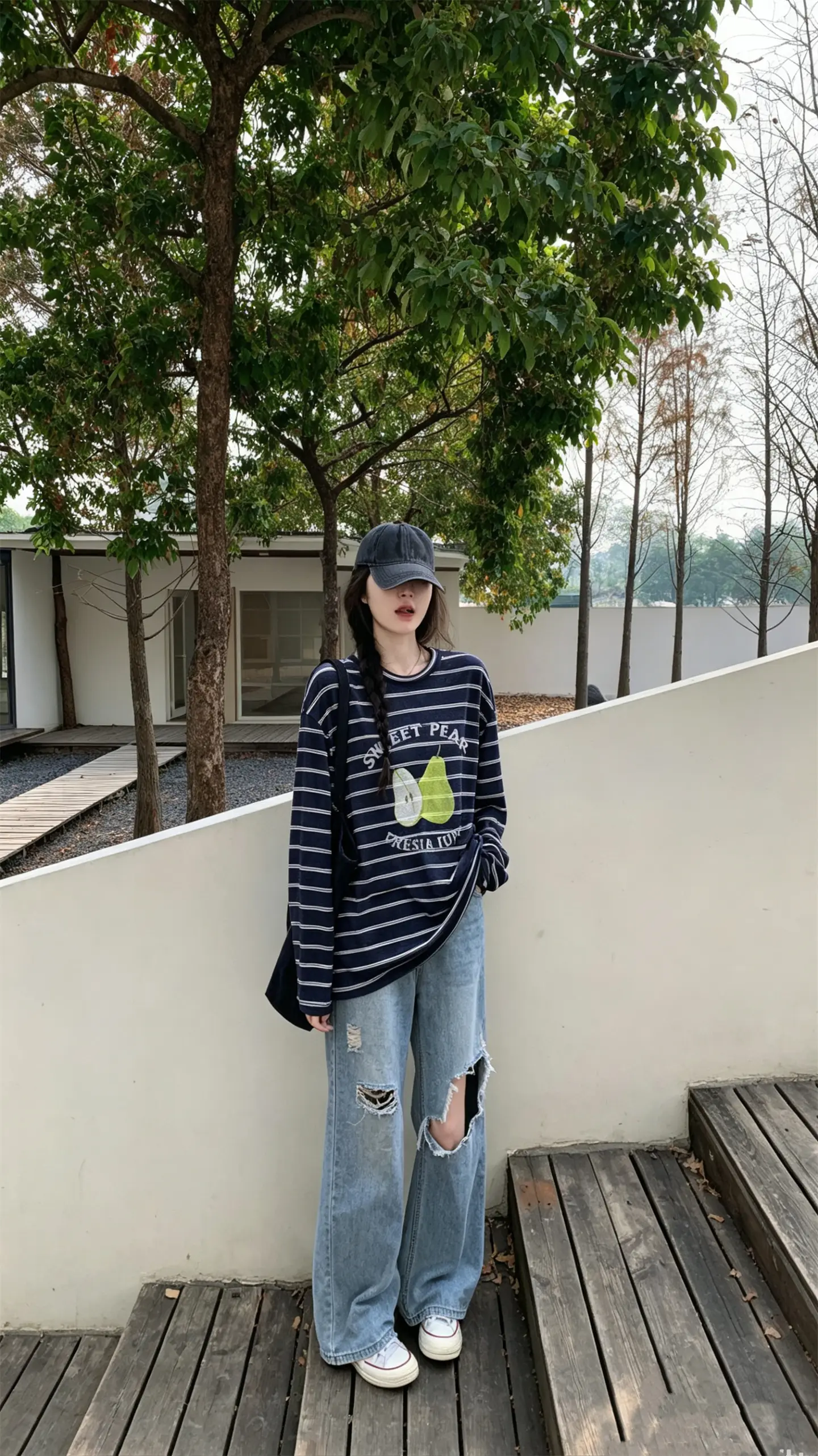 심플한 티셔츠 블랙 화이트 상세 이미지 4