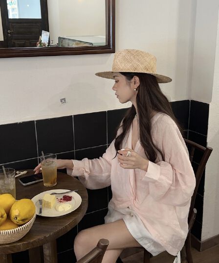 실사 정가 달콤함 디자인 센스 V넥 비틀림 자외선 차단 셔츠 작은 키 한 마디 반바지 투피스 슈트