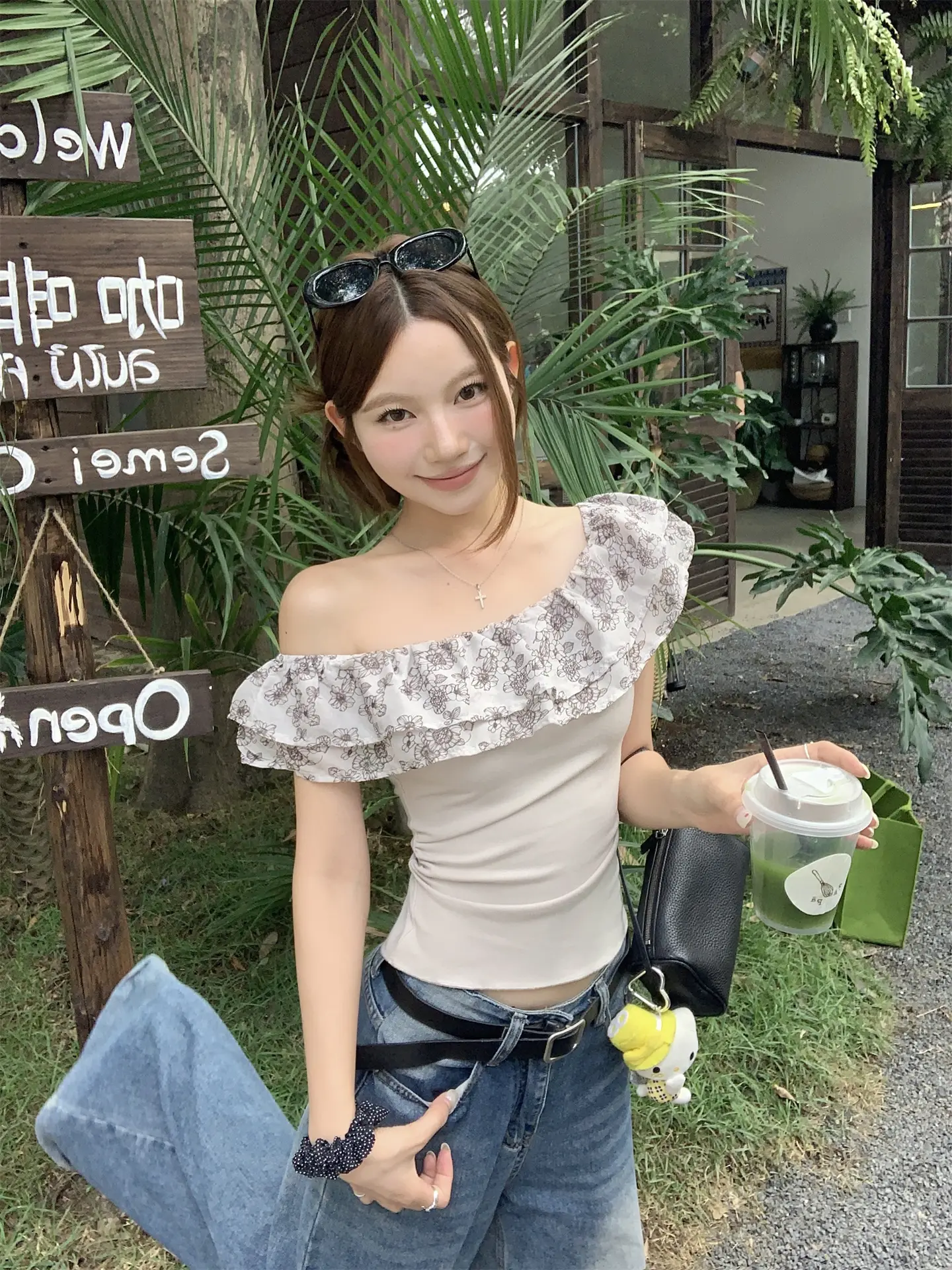 러플 원숄더 반소매 티셔츠 상세 이미지 11
