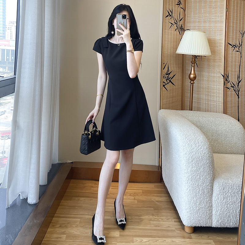 MY11808# 法式高级感礼服修身显瘦黑色连衣裙女夏赫本小黑裙