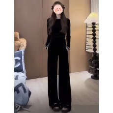 批发秋冬季穿搭一整套高级感<b class='q'>丝绒</b>上衣加绒阔腿裤御姐气质潮流两件<b class='q'>套装</b>