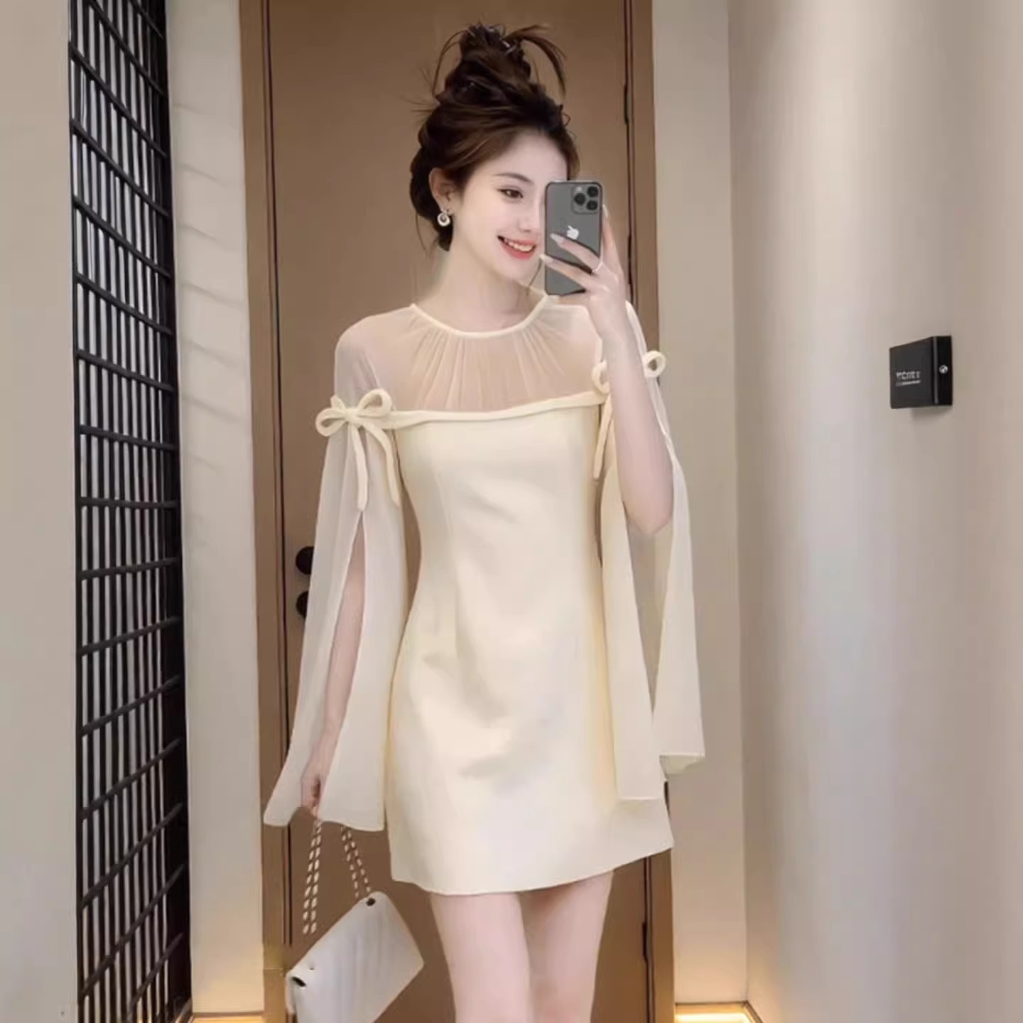 프랑스식 빛 럭셔리 품격 망사 패치워크 여성 드레스 2026 봄 새로운 명문 여성 우아함 허리 수축 예복 치마