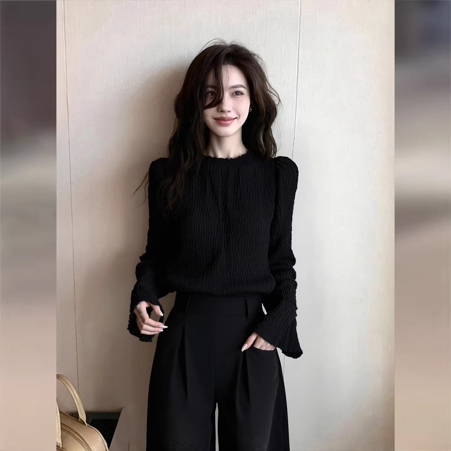 빛 럭셔리 바람 고급 센스 품격 검정색 여성 셔츠 봄 2026 새로운 디자인 센스 작은 대중 셔츠 슬림해 보이는 맨위