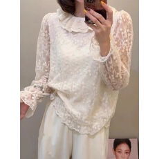 批发韩系<b class='q'>蕾丝</b>刺绣喇叭袖衬衫女甜美秋冬款减龄长袖宽松百搭<b class='q'>娃娃衫</b>上衣