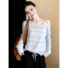 批发今年流行独特超好看上衣设计感小众浅蓝色斜肩条纹<b class='q'>长袖</b>T恤女春季