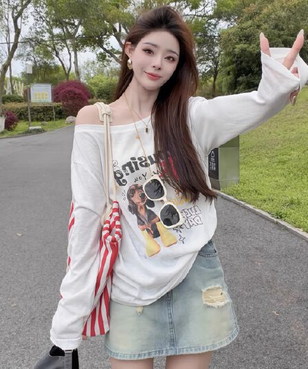 출퇴근 느긋한 바람 비스듬한 어깨 프린트 긴팔 자외선 차단 티셔츠 여성 2026 여름 새로운 편안함 다용도 얇은 스타일 맨위