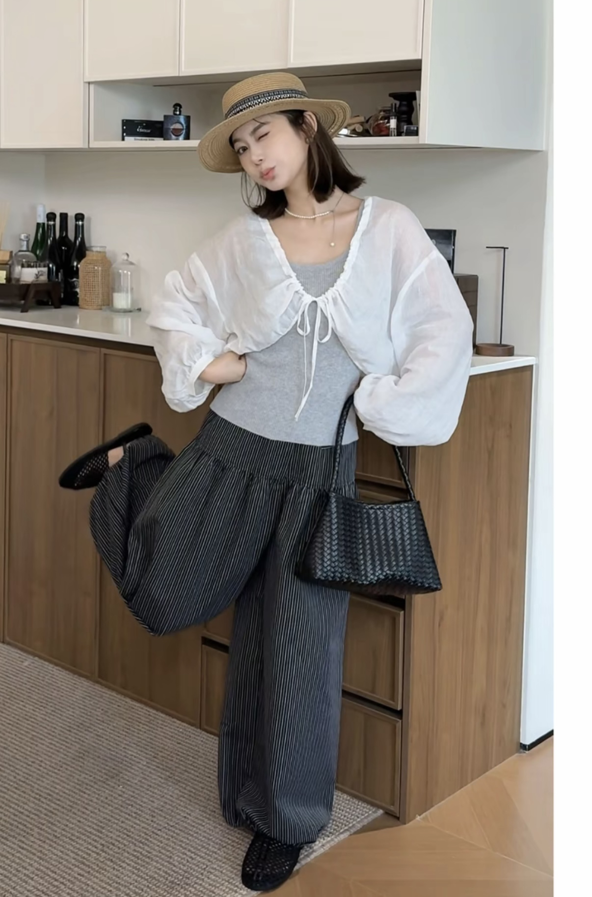 부드러운 바람 레이스업 2026 봄 새로운 한국 스타일 다용도 긴팔 얇은 스타일 라미 품격 두 조각 여성 세트