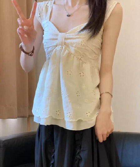 한 부서 달콤한 스타일 홀로우 아웃 꽃 슬립 민소매 여성 셔츠 여름 새로운 연령 감소 레이스 측면 인형 셔츠 맨위