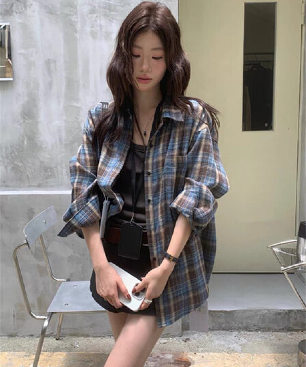 파란색 체크무늬 긴팔 셔츠 가을 새로운 다용도 루즈핏 셔츠 여성 레저 디자인 센스 폴로 칼라 맨위 오픈 가디건