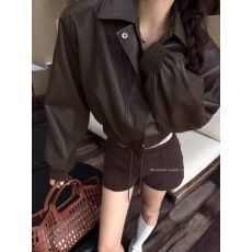 批发网红同款洋气时髦显白桔黄色皮衣外套女<b class='q'>秋</b>季韩版宽松显瘦收腰夹克