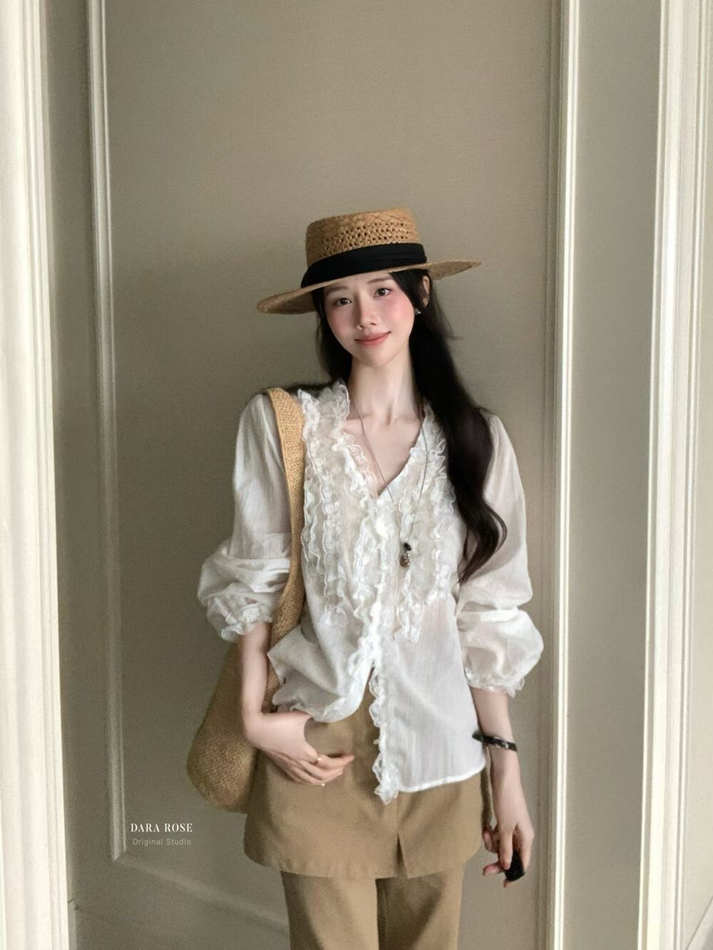 dara 여름 켜기 새로운 한 부서 2026 프랑스식 품격 부드러운 바람 프릴 오프숄더 디자인 센스 외국 가스 셔츠