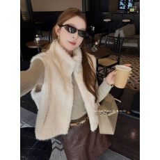 批发贵气千金风麦穗水貂毛马甲女<b class='q'>欧洲站</b>2026年早秋<b class='q'>新款</b>百搭显瘦马夹潮