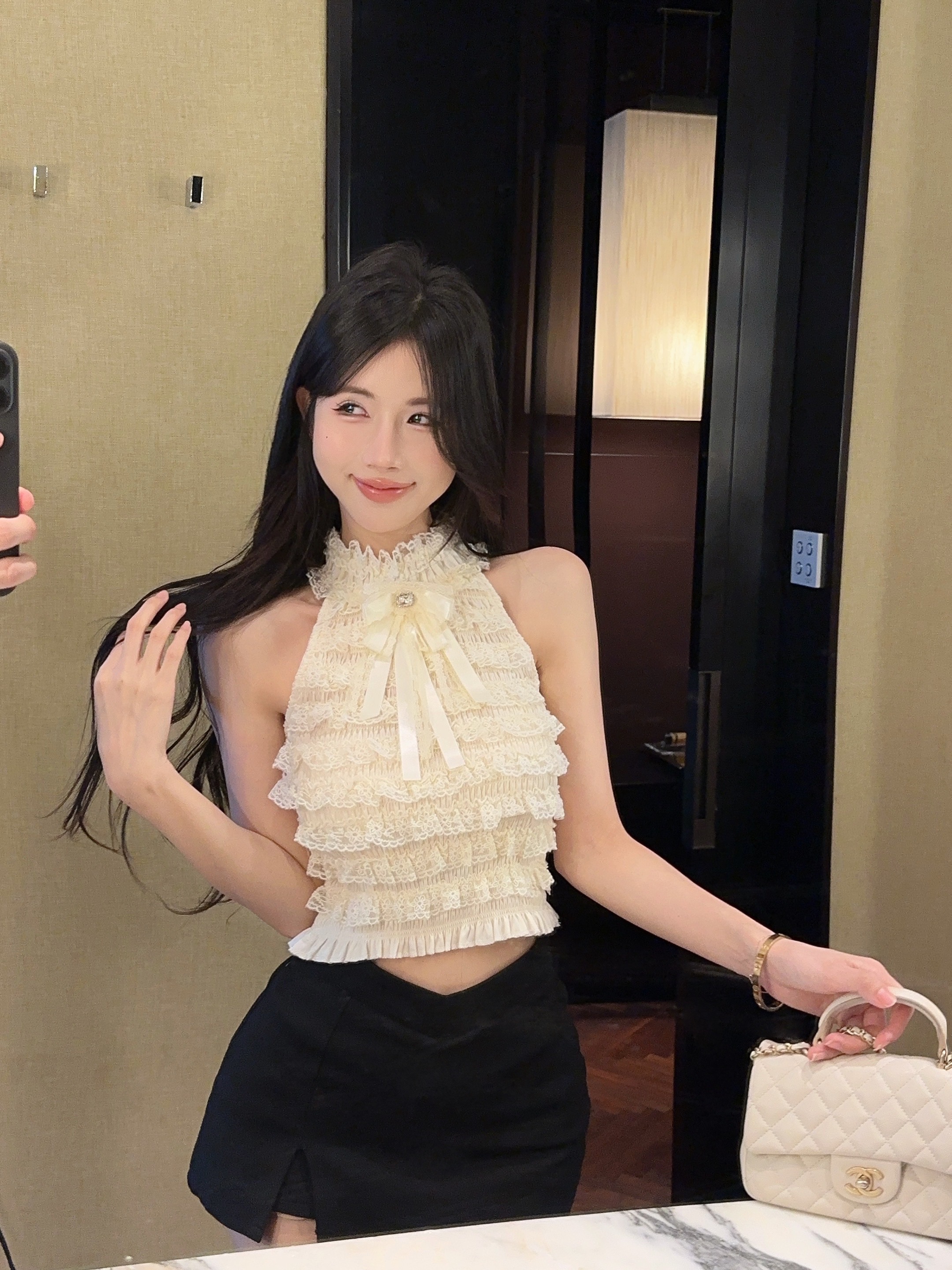 실사 프랑스식 작은 샤넬 스타일 레이스 명문 여성 다이아몬드 세팅 나비 매듭 행침 목 민소매 맨위