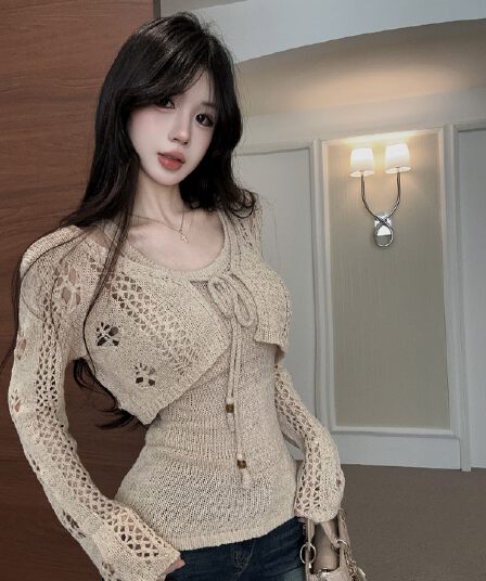 실사 스택 착용 니트 홀로우 아웃 스트랩 짧은 오픈 가디건 몸매 가꾸기 슬림해 보이는 슬립 투피스 세트